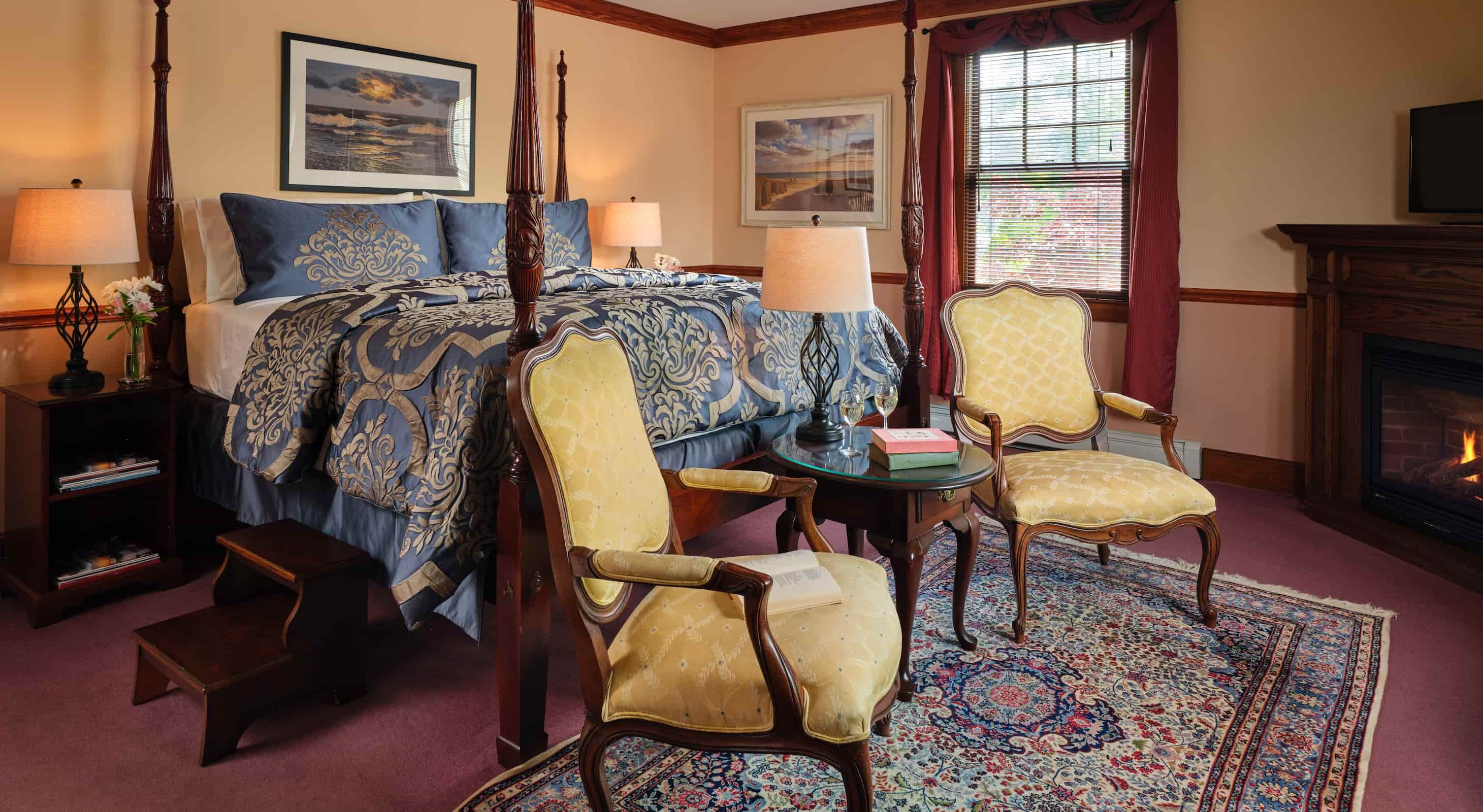 Emily Dickinson Room bed
