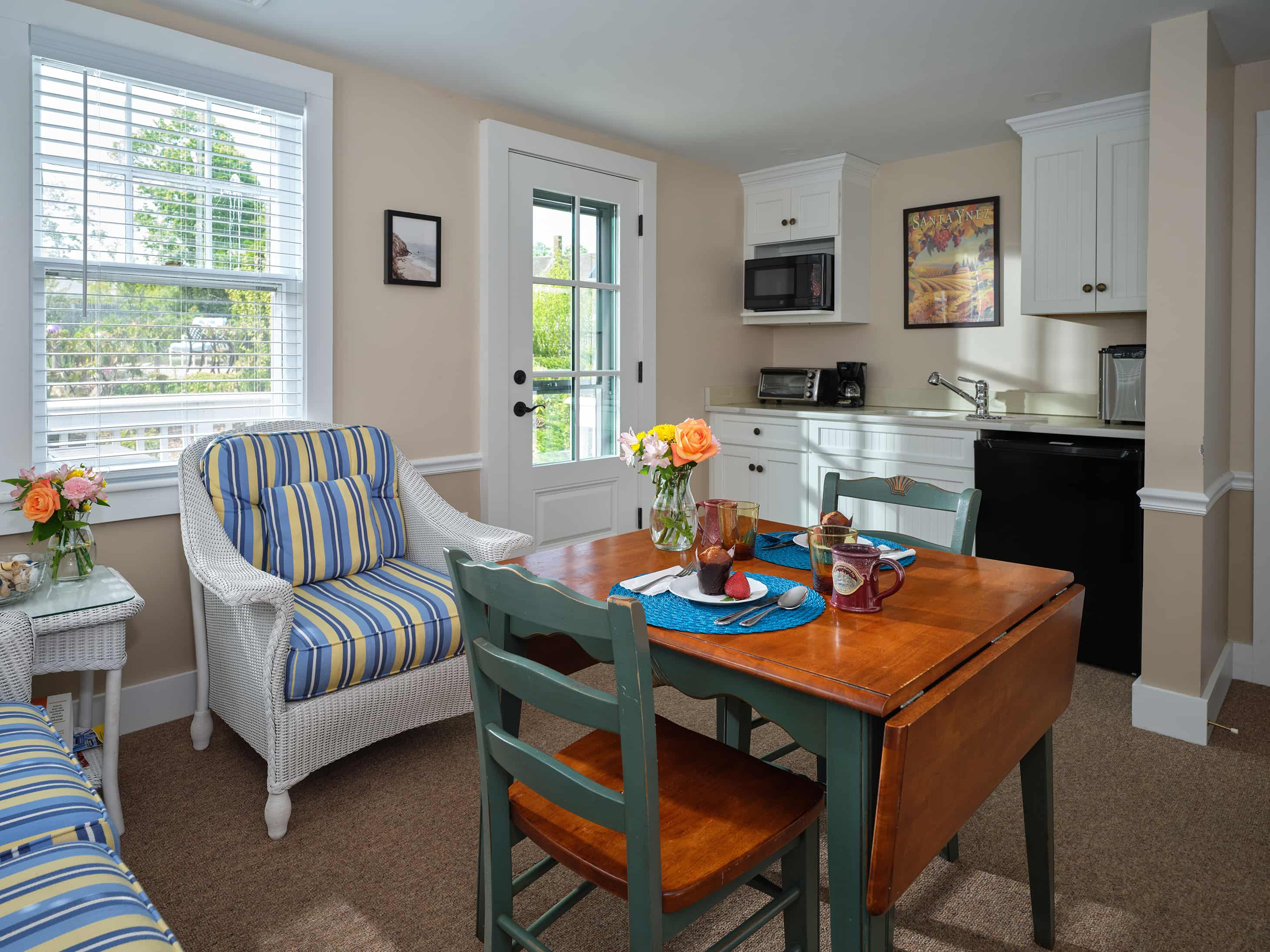 Henry Thoreau Cottage accommodations in Falmouth, MA