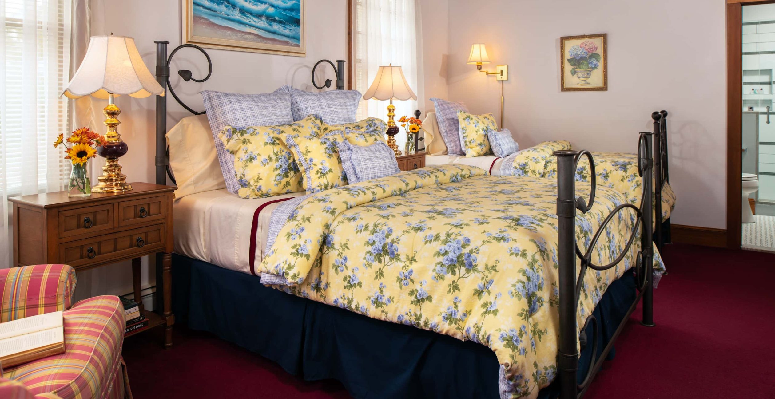 Samuel Langhorne Clemens Room offering one of the best places to stay in Falmouth, MA