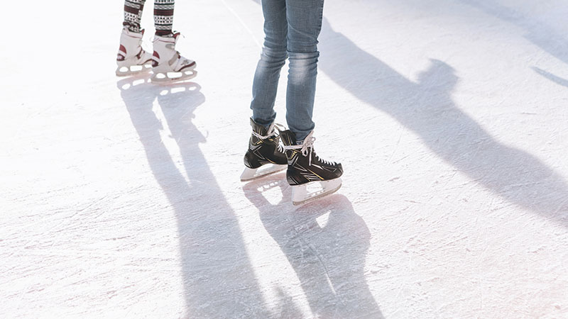 Couple ice skating 