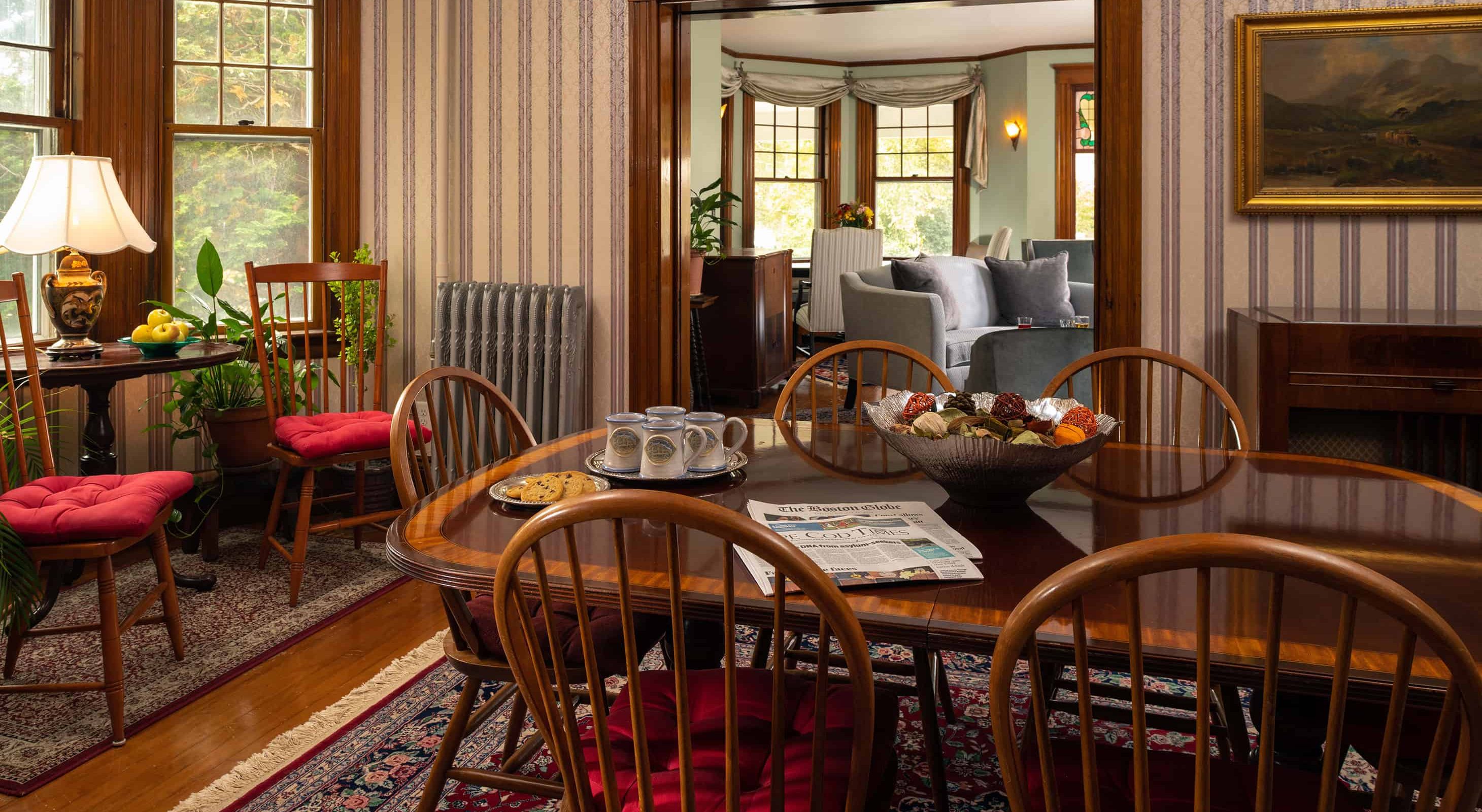 dining table in the Palmer House Inn