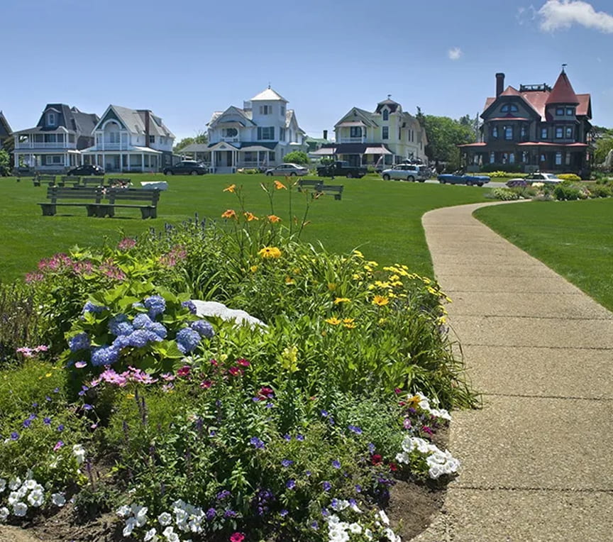 Martha's Vineyard charming homes