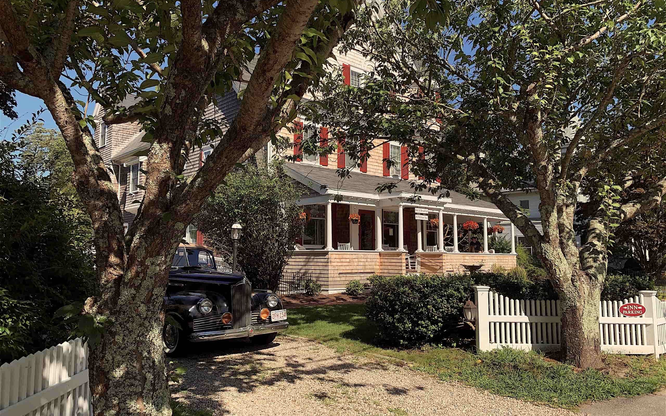 inn exterior in the daylight