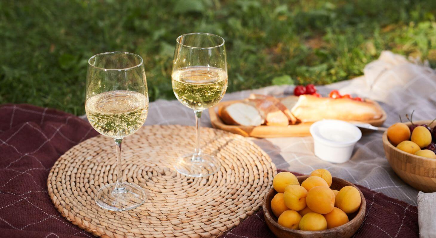 A picnic for two